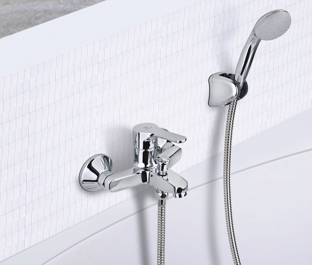 Смеситель для ванны с душем Mofem Mode 202 однорычажный лейка в комплекте хром
